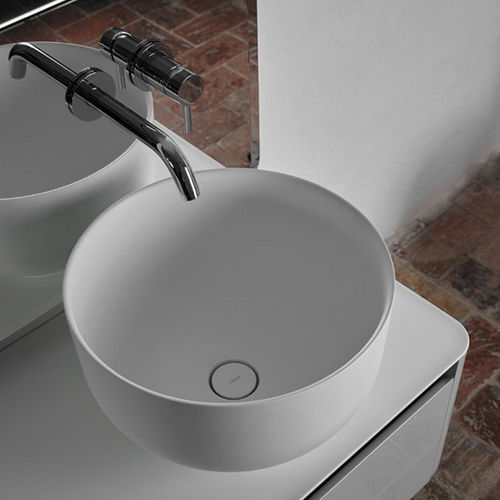 Vasque à poser - OG006 - Inbani - en Solid Surface / ronde / contemporaine
