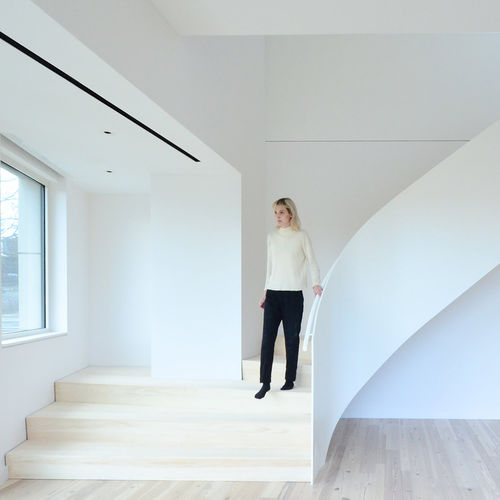 Escalier haut de gamme - BROOKLYN, NEW YORK - EeStairs - quart tournant / à marches en bois / en métal