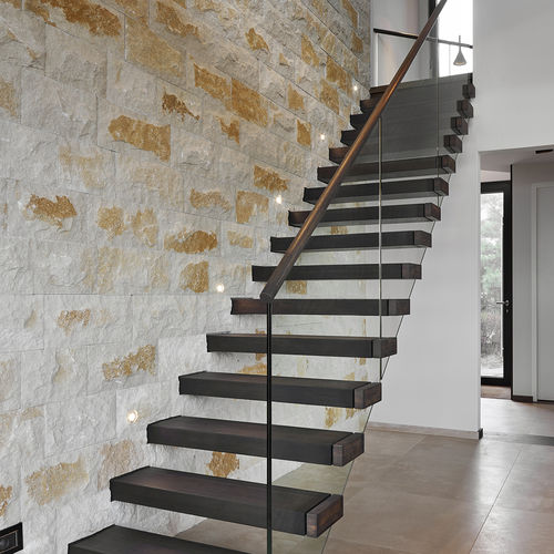 Escalier haut de gamme - RIETEILAND OOST, AMSTERDAM - EeStairs - droit / à marches en bois / résidentiel