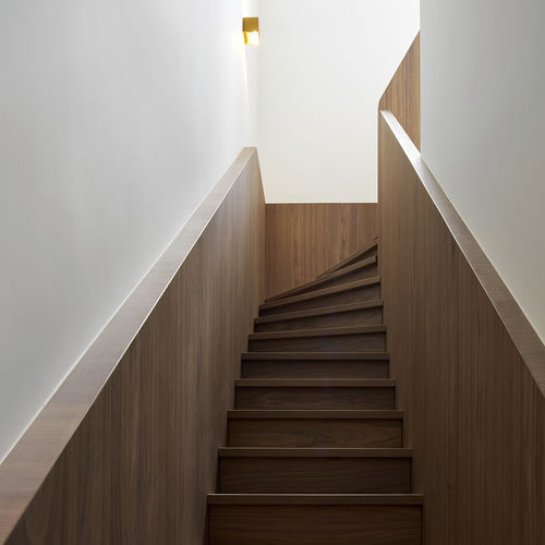 Escalier haut de gamme - PRINSENGRACHT, AMSTERDAM - EeStairs - hélicoïdal / à marches en bois / structure en bois