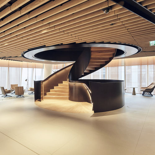 Escalier haut de gamme - BISHOPSGATE, LONDON  - EeStairs - droit / hélicoïdal / à marches en bois