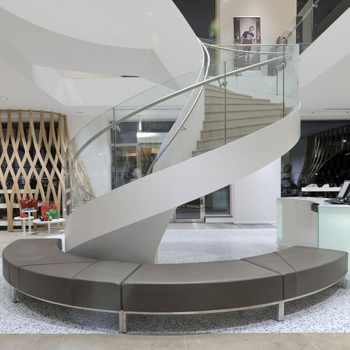 Escalier haut de gamme - SHUZ BY SCHMIT, VEENENDAAL - EeStairs - hélicoïdal / à marches en pierre / professionnel