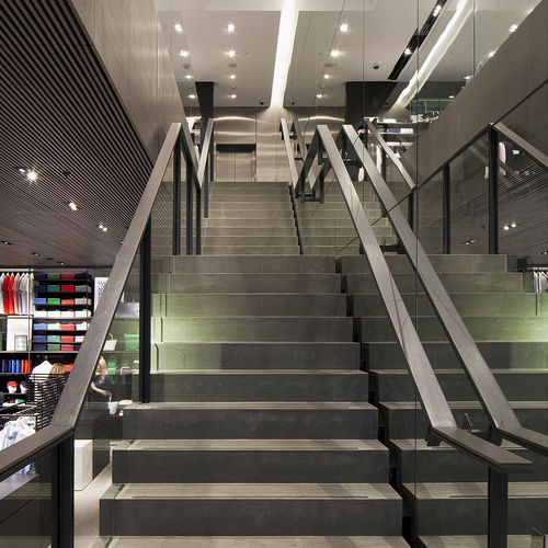 Escalier haut de gamme - LACOSTE, LONDON - EeStairs - droit / quart tournant / à marches en métal