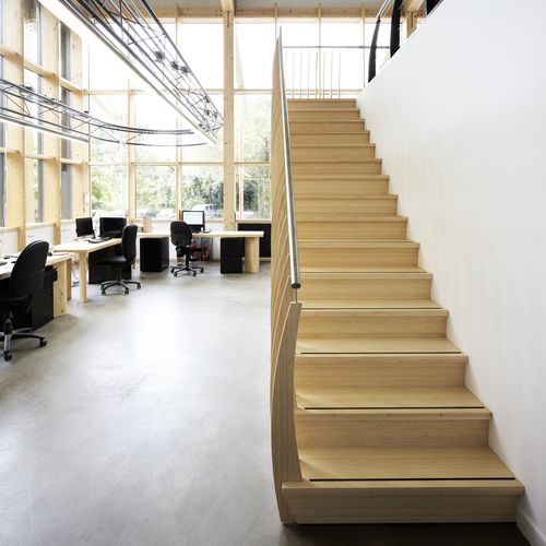 Escalier haut de gamme - GREENPOWER FONTWELL WEST SUSSEX - EeStairs - droit / à marches en bois / structure en bois