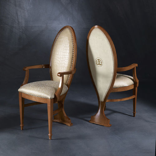 Chaise classique - SE45  - CARPANELLI - d'intérieur / en cuir / avec piètement en bois