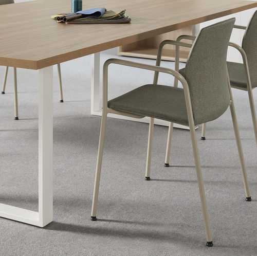 Chaise contemporaine - KABI - AKABA - d'intérieur / en tissu / en cuir