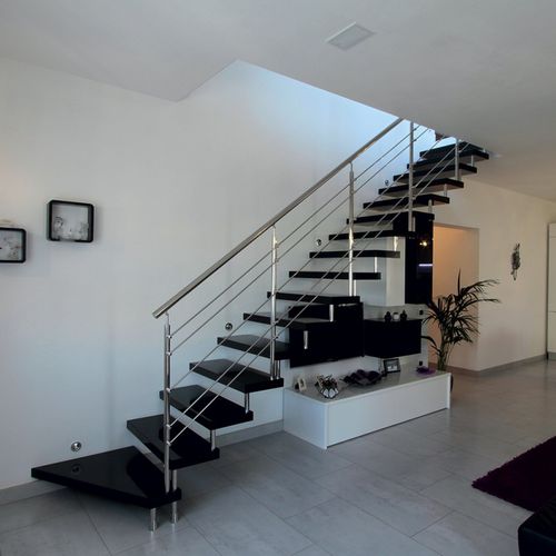 Escalier droit - ERICA A - New Living srl - à marches en bois / contemporain / suspendu