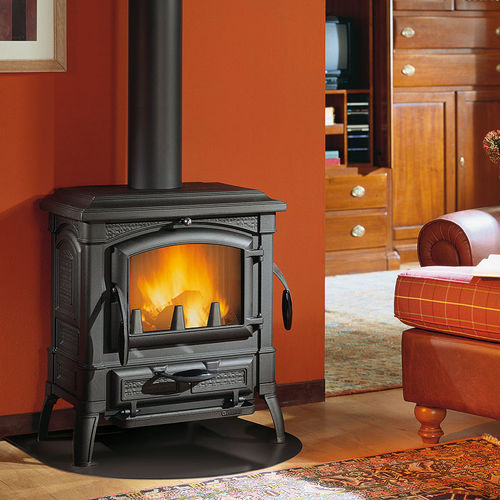 Poêle à bois - ISETTA EVO - La Nordica-Extraflame - 5 kW - 10 kW / traditionnel / en fonte