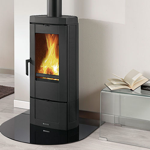 Poêle à bois - CANDY - La Nordica-Extraflame - 5 kW - 10 kW / contemporain / en fonte