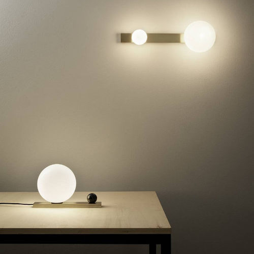 Lampe de table - NASH - Vesoi - en aluminium / en laiton / en verre soufflé