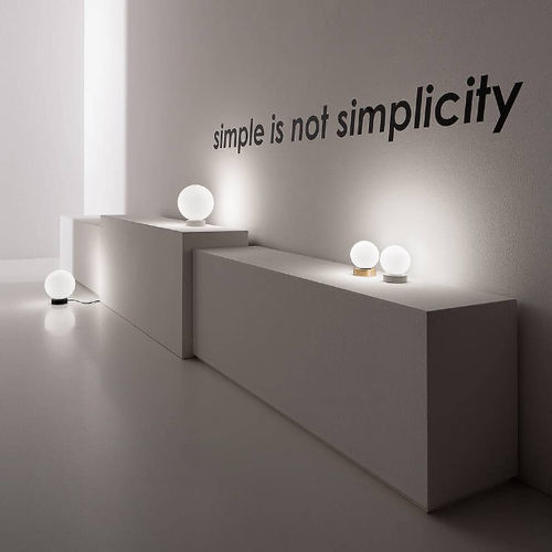 Lampe de table - PALLA - Vesoi - en laiton / en fer / en verre soufflé