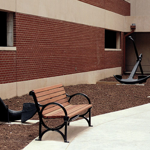 Banc public classique - C-12  - Victor Stanley - en bois / en fer / avec dossier