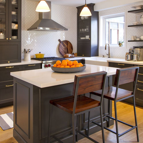 Cuisine classique - MEDIO - AYA kitchens - en bois peint / avec îlot / en L