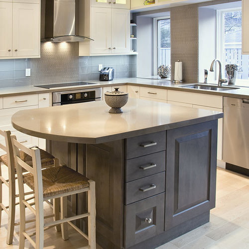 Cuisine classique - LARGO - AYA kitchens - en bois peint / avec îlot / en L