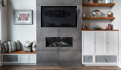 Ensemble TV mural contemporain - PACIFICA - AYA kitchens - en chêne / en cerisier / en érable