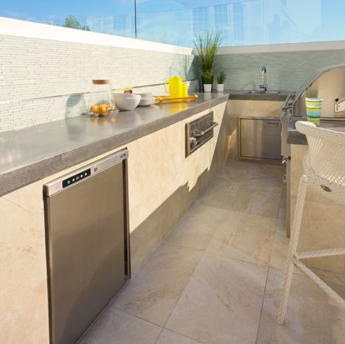 Cuisine d'extérieur - BALIAN BETON Atelier - contemporaine / en béton bfuhp Ductal® / avec poignée