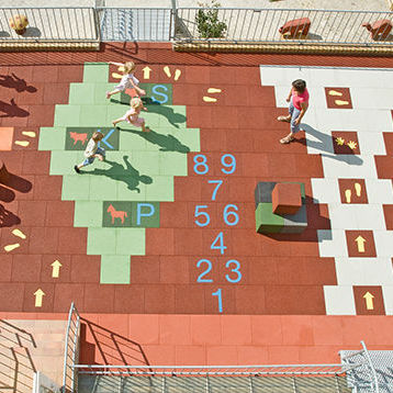 Revêtement de sol en caoutchouc recyclé - EUROFLEX® Letter and Number Slabs - KRAIBURG Relastec GmbH & Co. KG - pour extérieur / pour aire de jeux / en dalles