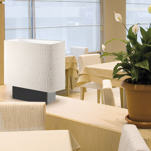 Lampe de table - AFRO - EL TORRENT IL.LUMINACIO - en bois / contemporaine / d'intérieur