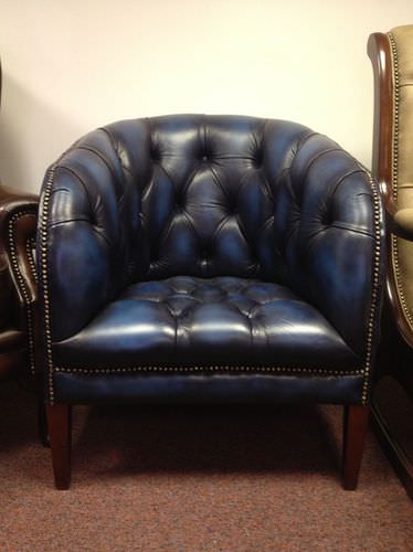 Fauteuil de style chesterfield - BURGHLEY TUB - distinctive chesterfields - en cuir