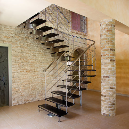 Escalier demi-tournant - Tekna S2800 - CAST DESIGN - à marches en bois / structure en acier inoxydable / résidentiel
