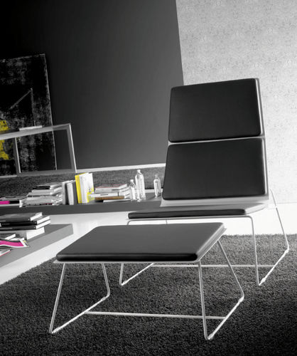 Chauffeuse contemporaine - TOM - Forma 5 - en cuir / avec repose-pieds / avec dossier haut