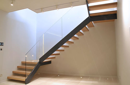 Escalier droit - WEST END - elite metalcraft - demi-tournant / à marches en bois / structure en métal