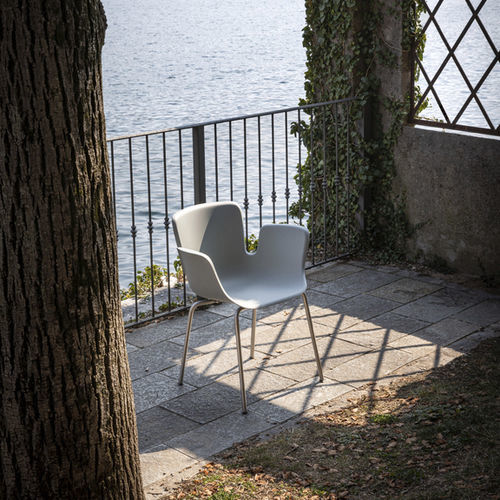 Chaise contemporaine - JULI RE-PLASTIC - Cappellini - d'extérieur / en polypropylène / avec piètement en acier inoxydable