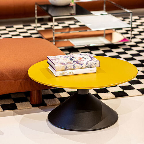 Table basse contemporaine - LUD'O - Cappellini - bois / avec piètement en métal / ronde