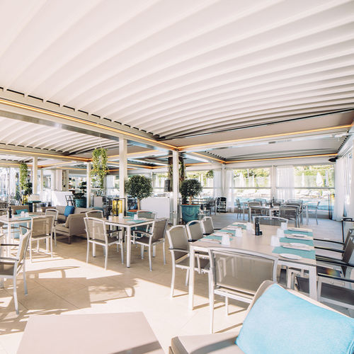 Pergola adossée - ISOLA 2T - KE Outdoor Design - autoportée / en aluminium / couverture coulissante