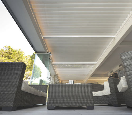 Pergola adossée - KEDRY PLUS T  - KE Outdoor Design - autoportée / en aluminium / à lames orientables
