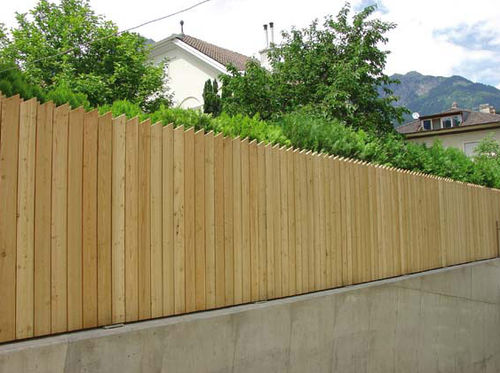 Clôture à barreaux - Gasser Schindeln - de jardin / en bois / classique
