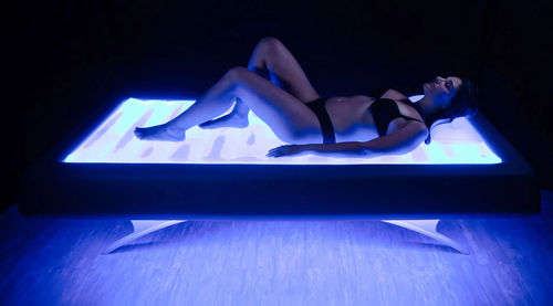Table de massage hydraulique - GLIDE - Iso Benessere® - électrique / en bois / chauffante
