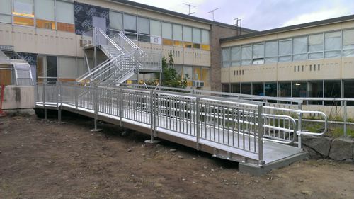 Rampe d'accès en aluminium - ADA  - Upside Innovations - pour personnes à mobilité réduite