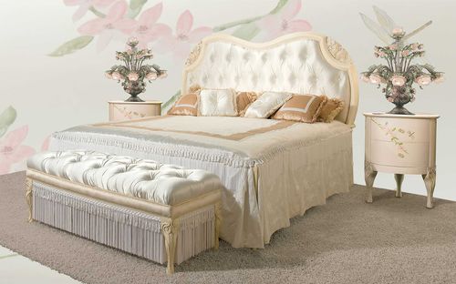 Lit double - FRATELLI RADICE SRL - de style Louis XV / avec tête de lit tapissée / en bois laqué