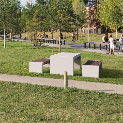 Table contemporaine - ERACLEA - BELLITALIA - en pierre reconstituée / avec piètement en pierre reconstituée / rectangulaire