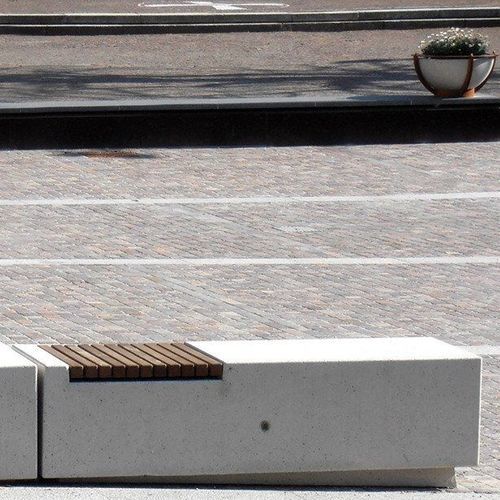 Banc public contemporain - DEMETRA DW - BELLITALIA - en bois / en pierre reconstituée / sans dossier