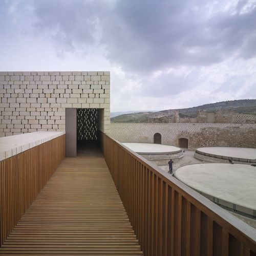 Passerelle en bois - Grupo GUBIA - à poutres / fixe