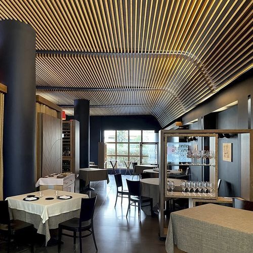 Faux plafond en bois massif - BAS19 80-70 - Grupo GUBIA - en lames / pour salle à manger / d'intérieur