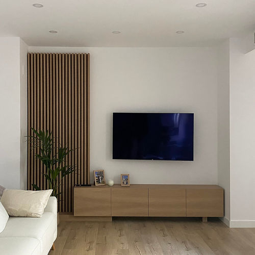 Ensemble TV mural contemporain - Grupo GUBIA - en chêne / en bambou / en zebrano