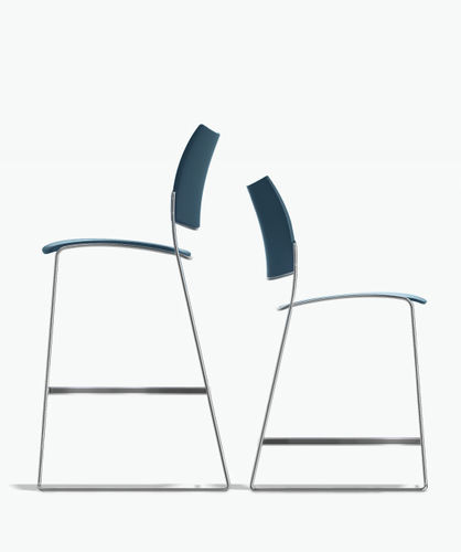Chaise de bar contemporaine - CURVY - Casala - d'intérieur / en tissu / en bois