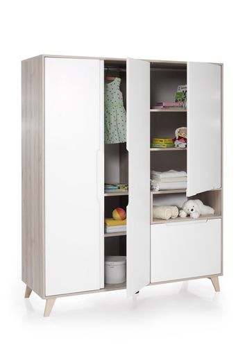 Armoire contemporaine - METTE - Geuther - en MDF / à portes battantes / professionnelle