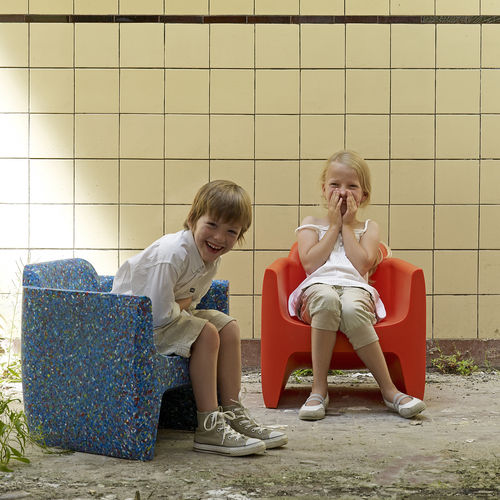 Fauteuil contemporain - MY FIRST TRANSLATION - Qui est Paul - en polymère / pour enfant / de jardin