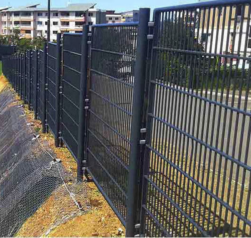 Barrière de protection - CL&Ocirc;TURE ACINOX&reg; - GROUPE SAE - TENNIS D'AQUITAINE - fixe / en acier / pour espace public