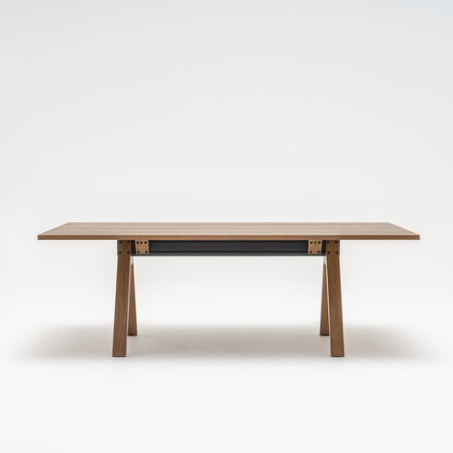 Table de conférence contemporaine - Viga - MDD - en placage de bois / en chêne / en HPL