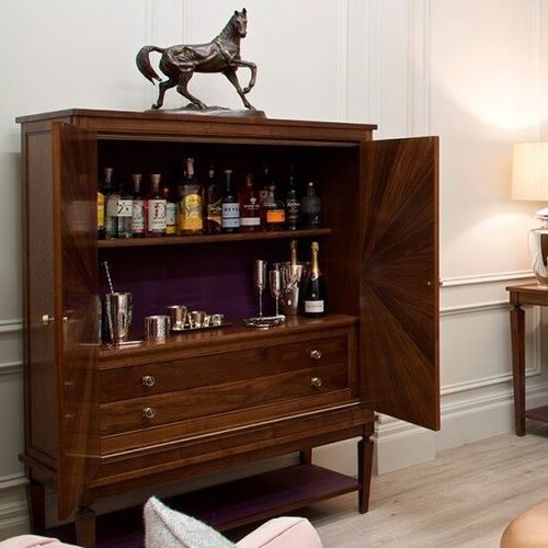 Meuble bar classique - FLARE - Clive Christian - en noyer / en placage de bois / avec porte battante