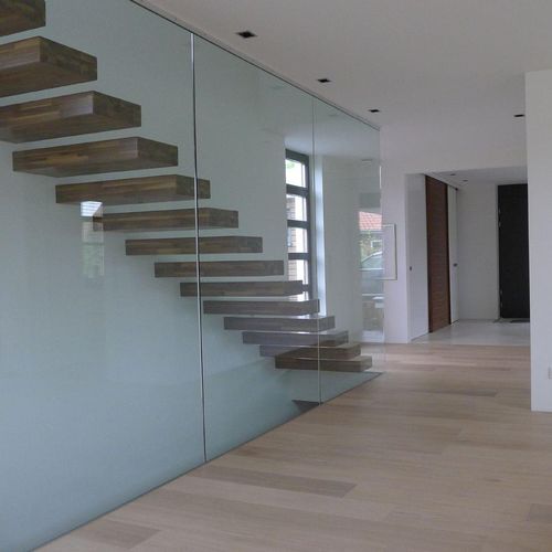Escalier droit - EGO : 648A - Créateur d'escaliers Treppenmeister - à marches en bois / résidentiel / d'intérieur