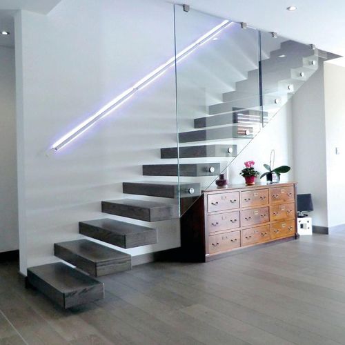 Escalier droit - EGO : 5421 - Créateur d'escaliers Treppenmeister - à marches en bois / résidentiel / d'intérieur