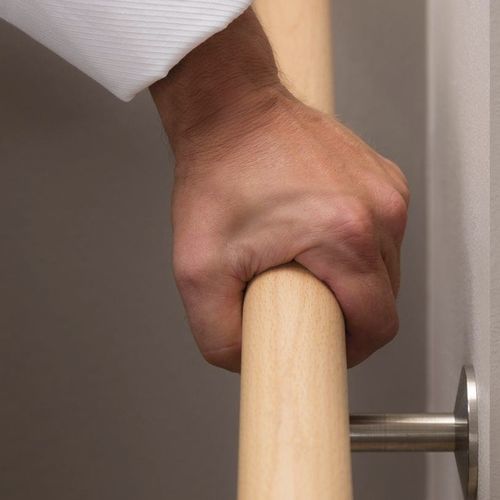 Main courante en bois - TO BE SECURE - Créateur d'escaliers Treppenmeister - personnalisable / sur mesure