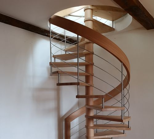 Escalier hélicoïdal - Créateur d'escaliers Treppenmeister - à marches en bois / structure en métal / en bois
