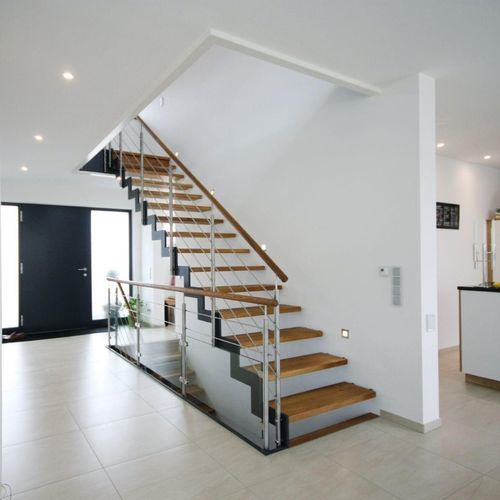 Escalier droit - Créateur d'escaliers Treppenmeister - à marches en bois / en métal / en bois